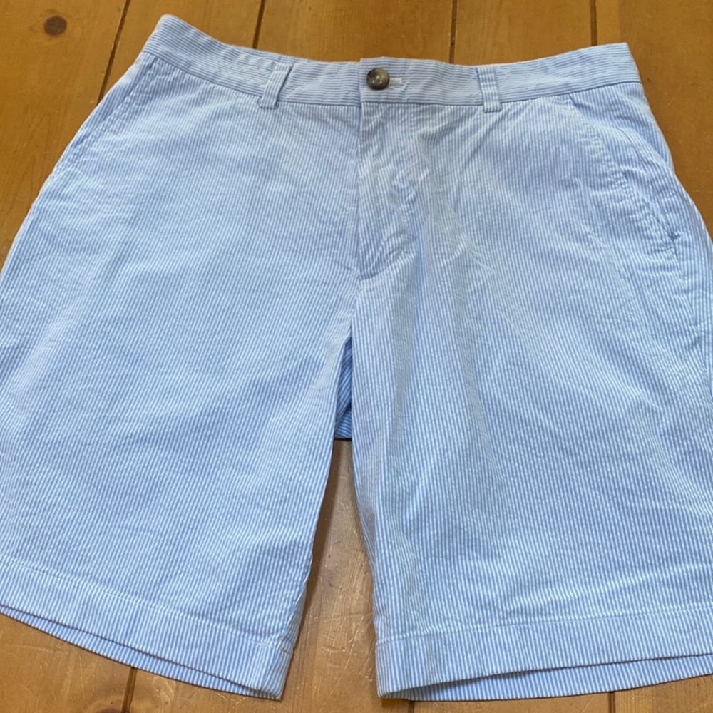 Vineyard Vines seersucker breaker shorts